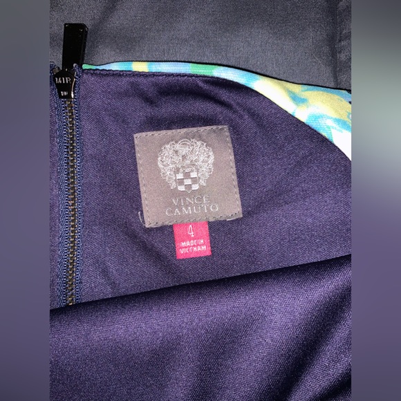 Vince Camuto Floral Dress - Picture 3 of 3